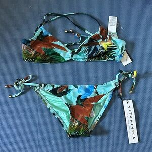 NEW Vitamin A By Amahlia Stevens Swimsuit Top and Bottom Size S 6 NWT
